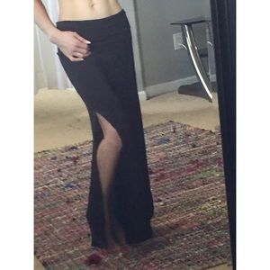 Double leg slit maxi skirt